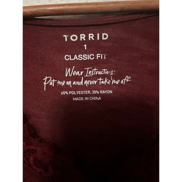 Torrid Burgundy Lace V Neck "I'll Just Stay Here Awhile" Short Sleeve Tee 1X - Picture 3 of 8